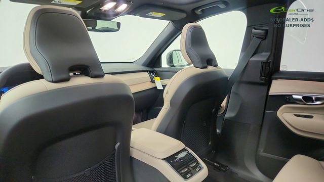 Used 2026 Volvo XC90 B5 Plus w/ Protection Package AWD/4WD image 47