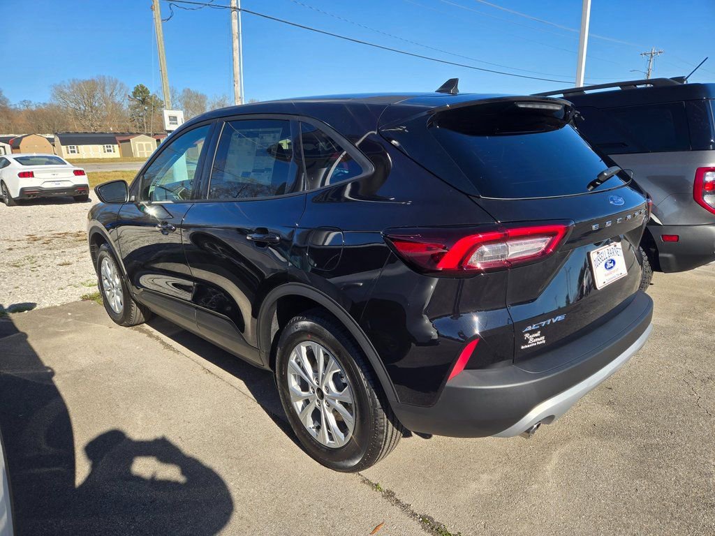 New 2026 Ford Escape Active image 3