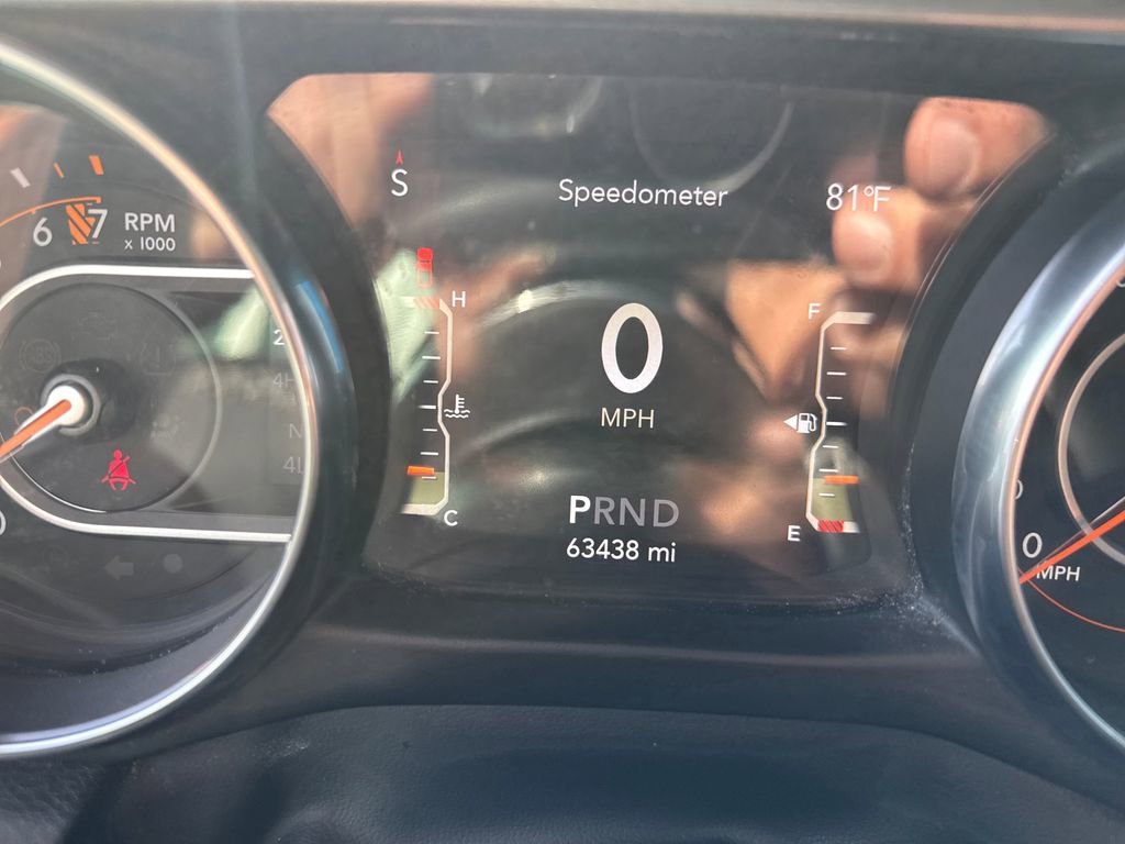 Used 2023 Jeep Gladiator Overland image 18