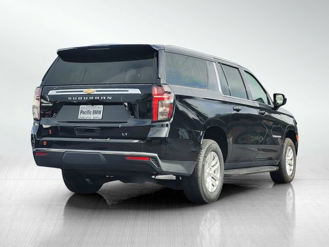 Used 2024 Chevrolet Suburban LT image 4