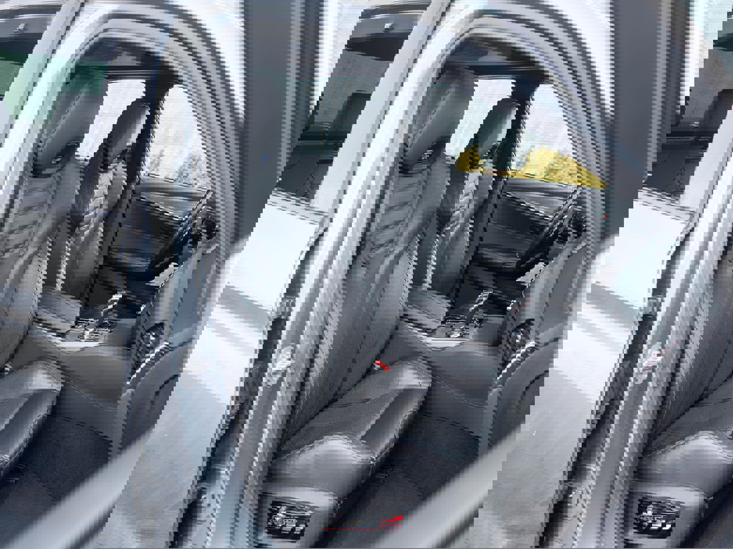 Used 2018 BMW M5 w/ Executive Package image 17