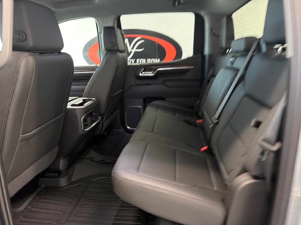 New 2026 GMC Sierra 1500 SLT w/ SLT Premium Package AWD/4WD image 13