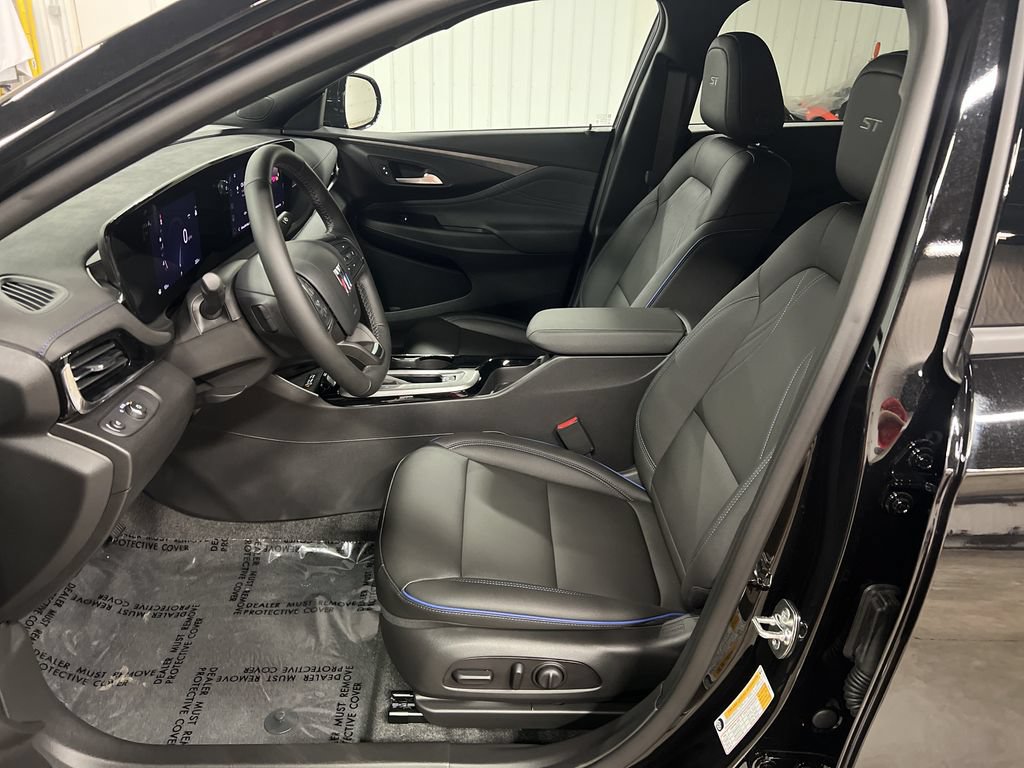 Certified 2026 Buick Envista Sport Touring w/ Convenience I Package FWD image 13