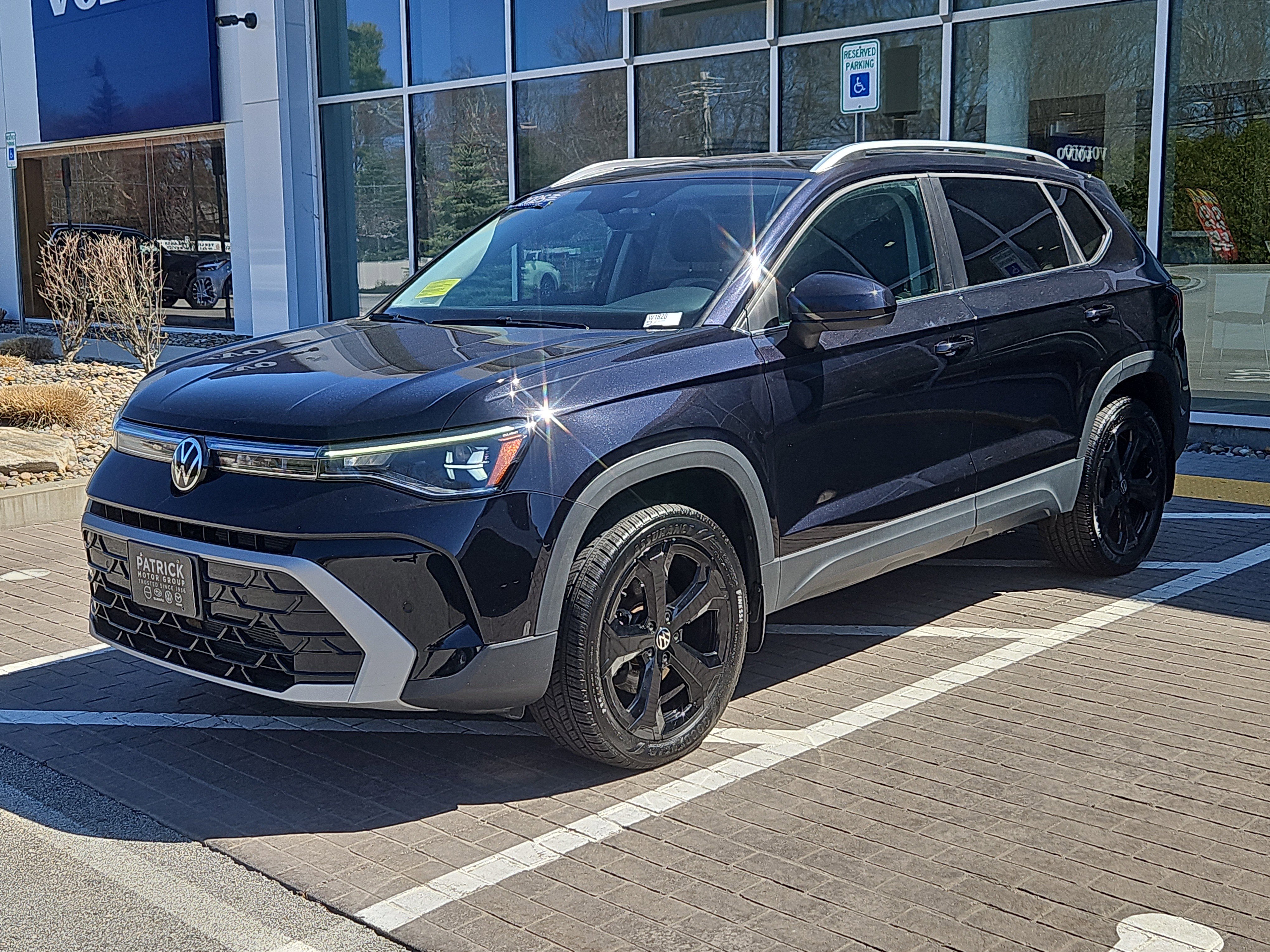 Certified 2025 Volkswagen Taos SEL AWD/4WD image 24