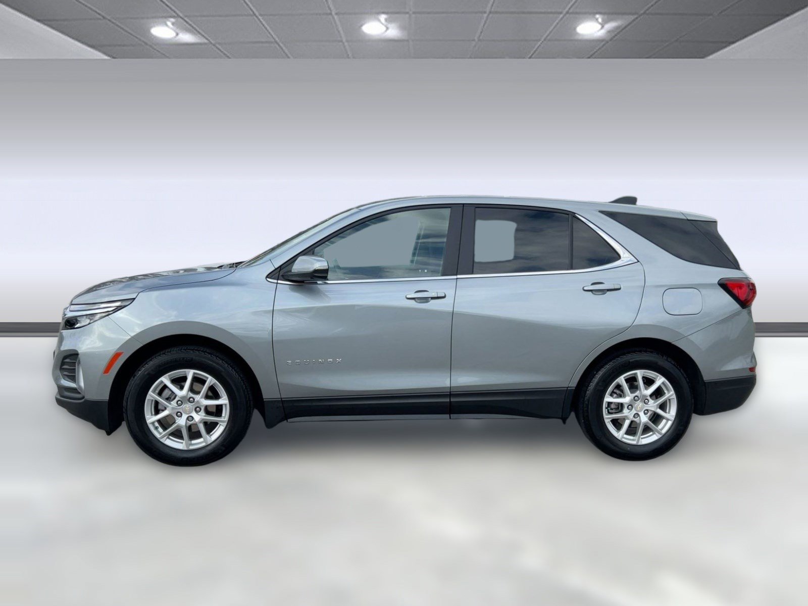 Certified 2024 Chevrolet Equinox LT image 2