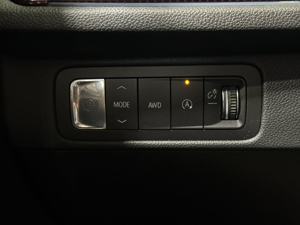 Used 2026 Chevrolet Traverse Z71 AWD/4WD image 34