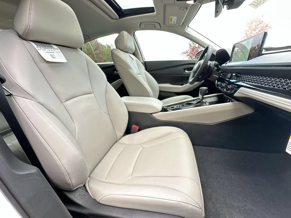 New 2025 Honda Accord Touring image 27