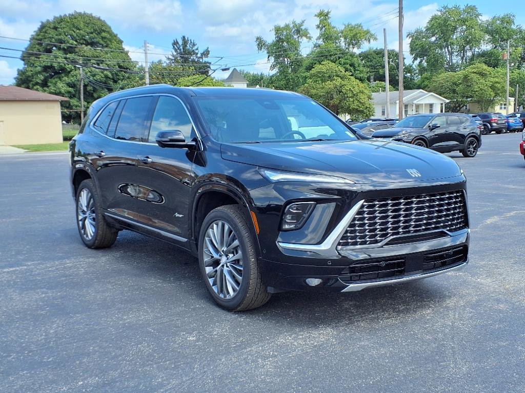 Used 2025 Buick Enclave Avenir w/ Super Cruise Package image 6
