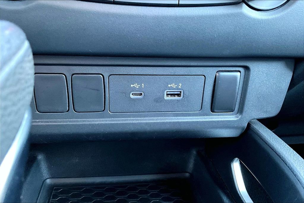 Used 2022 Nissan Frontier SV image 12