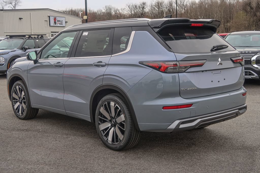 New 2026 Mitsubishi Outlander SEL AWD/4WD image 13