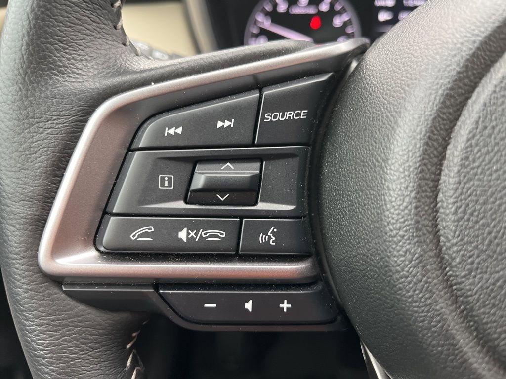 Certified 2025 Subaru Outback Limited image 13