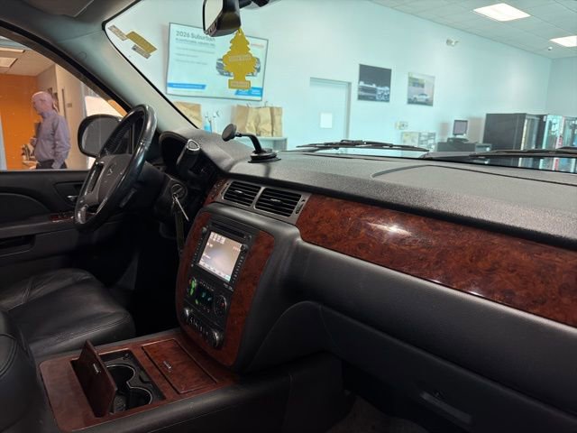 Used 2013 Chevrolet Tahoe LTZ image 30