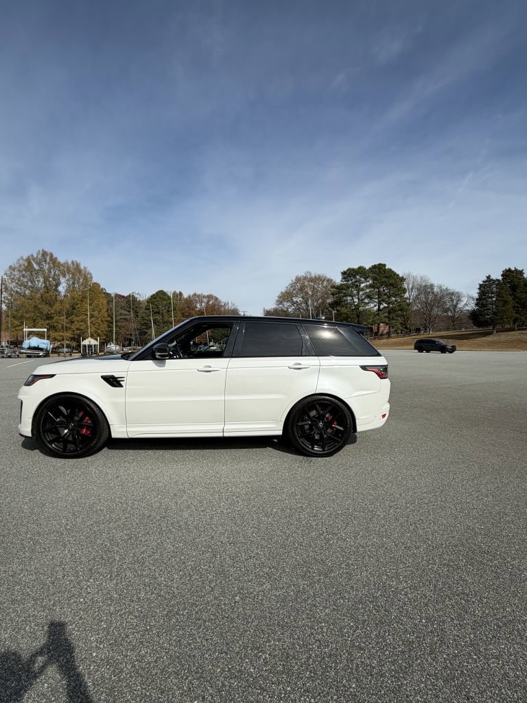 Used 2021 Land Rover Range Rover Sport SVR image 9