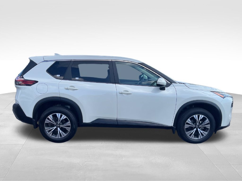 Used 2023 Nissan Rogue SV FWD image 6