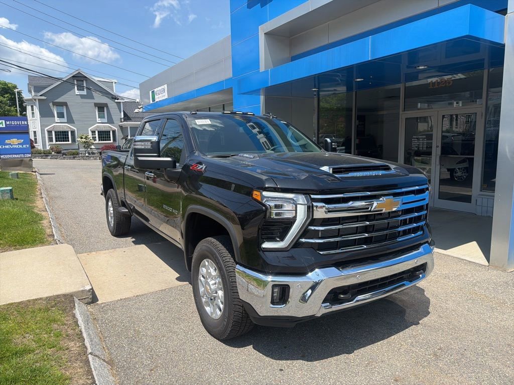 New 2026 Chevrolet Silverado 2500 LTZ w/ LTZ Plus Package AWD/4WD image 7