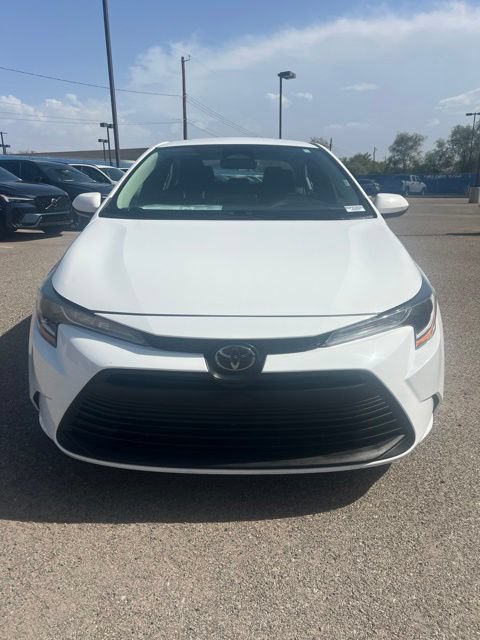 Used 2025 Toyota Corolla LE FWD image 8