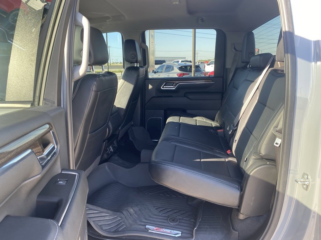 Used 2024 Chevrolet Silverado 2500 LT w/ Texas Edition image 13