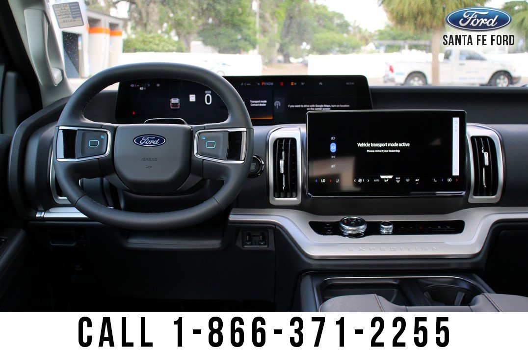 New 2025 Ford Expedition Active image 30