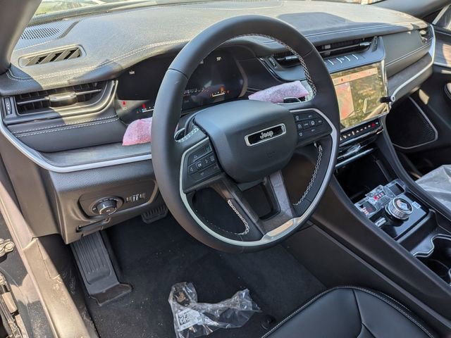 New 2026 Jeep Grand Cherokee Limited AWD/4WD image 11
