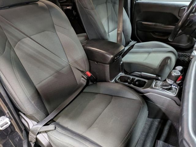 Used 2019 Jeep Wrangler Unlimited Sport S AWD/4WD image 27