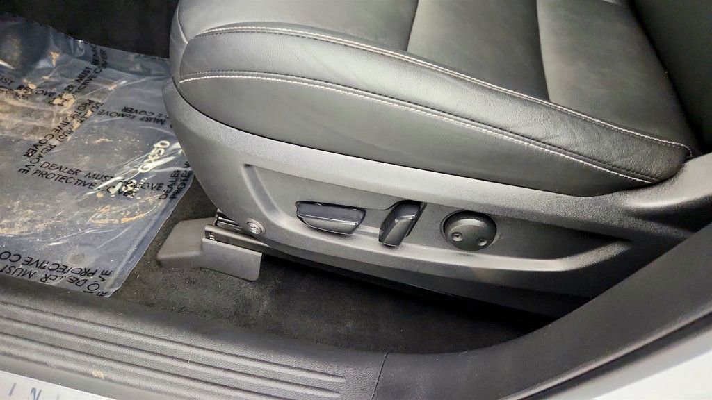 Used 2019 INFINITI QX50 Pure image 10