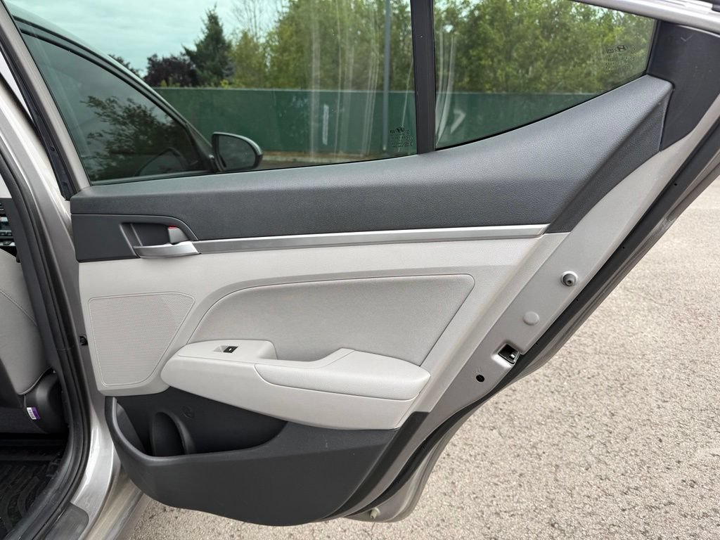 Used 2020 Hyundai Elantra Value Edition FWD image 25