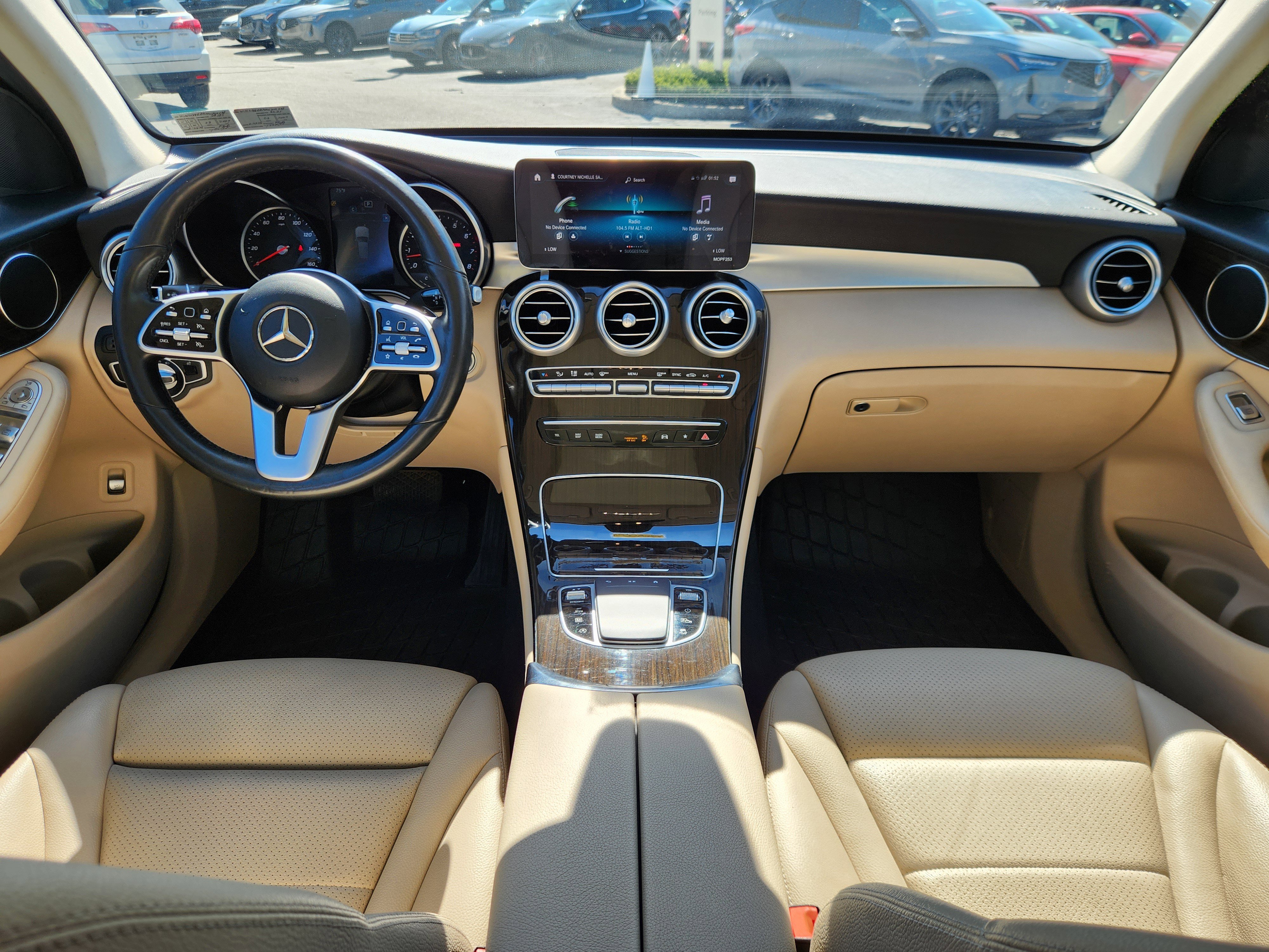 Used 2021 Mercedes-Benz GLC 300 4MATIC image 8