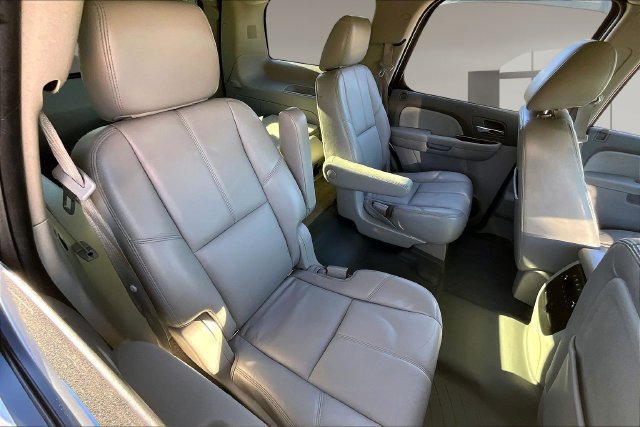 Used 2014 GMC Yukon SLT w/ Regional Value Package RWD image 21