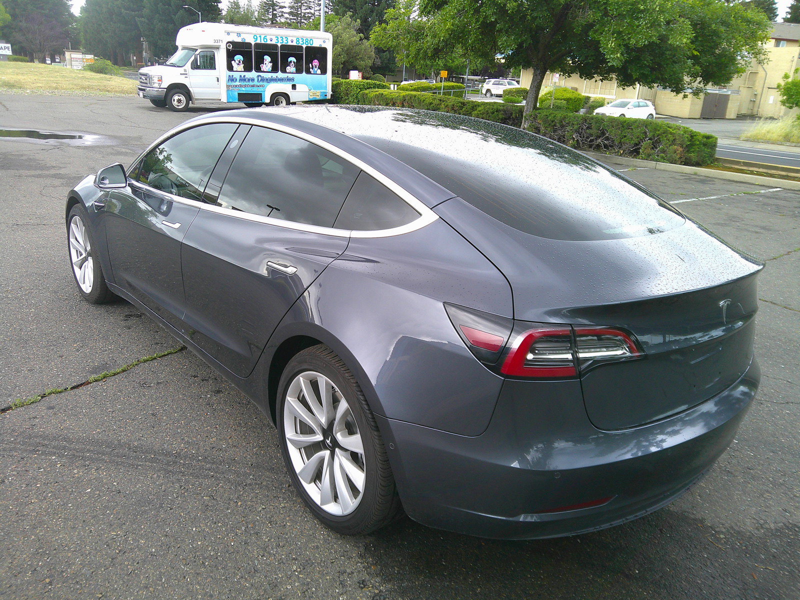 Used 2018 Tesla Model 3 Long Range RWD image 5