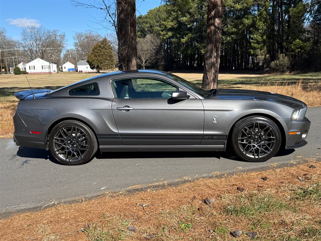 Used 2013 Ford Mustang Shelby GT500 image 31