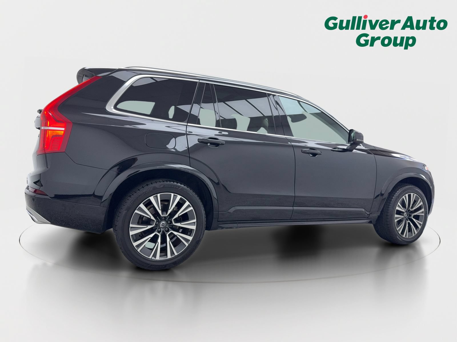 Used 2020 Volvo XC90 T5 Momentum w/ Protection Package Premier FWD image 9