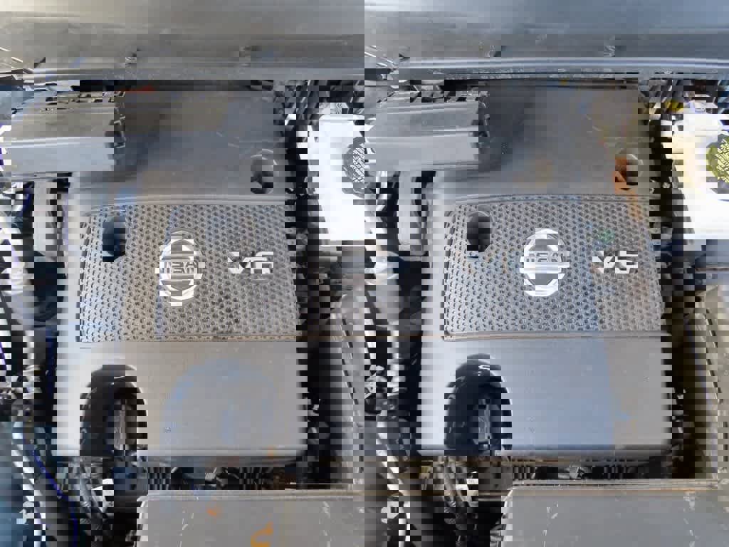 Used 2016 Nissan Pathfinder SV image 9