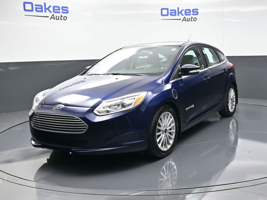 Used 2016 Ford Focus Base w/ Exterior Protection Package image 4