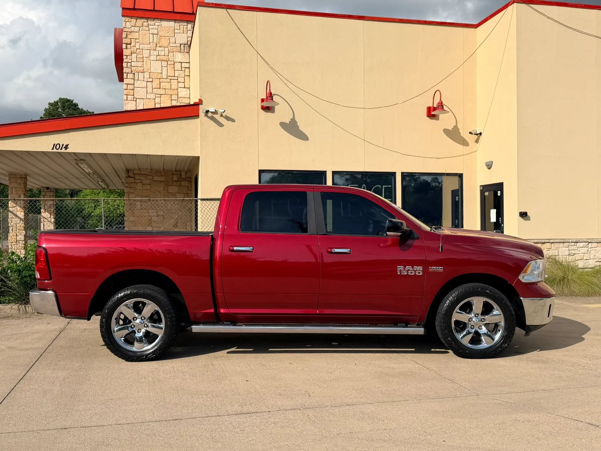 Used 2014 RAM 1500 Lone Star RWD image 6