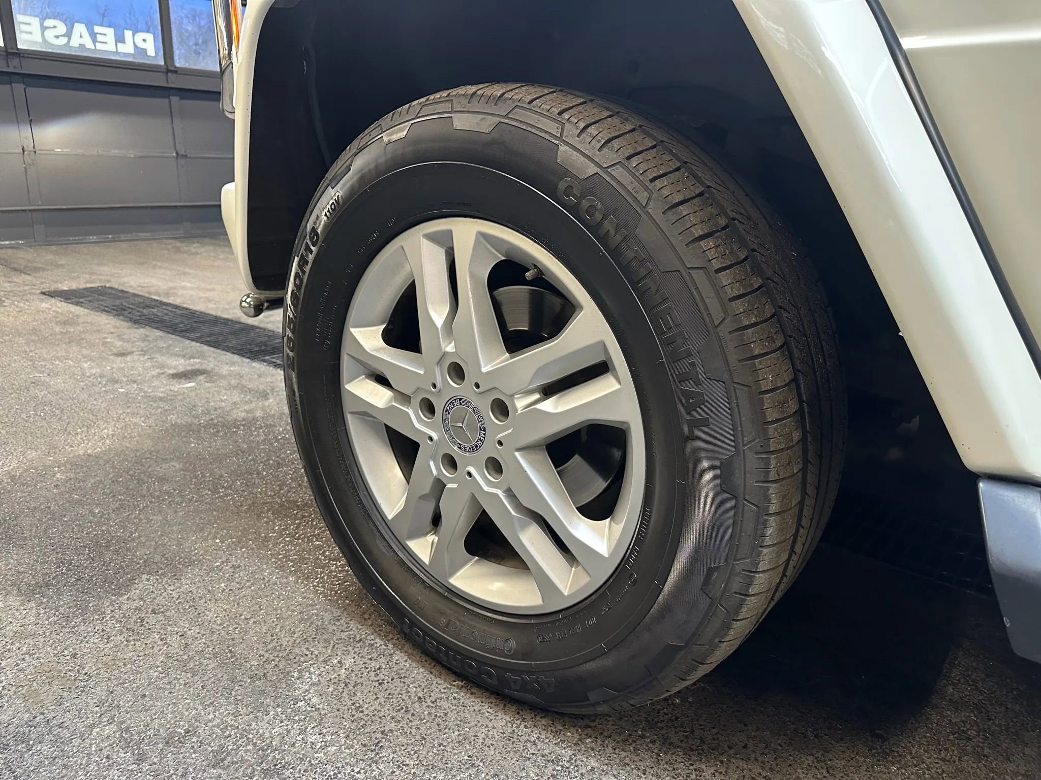 Used 2012 Mercedes-Benz G 550 image 36