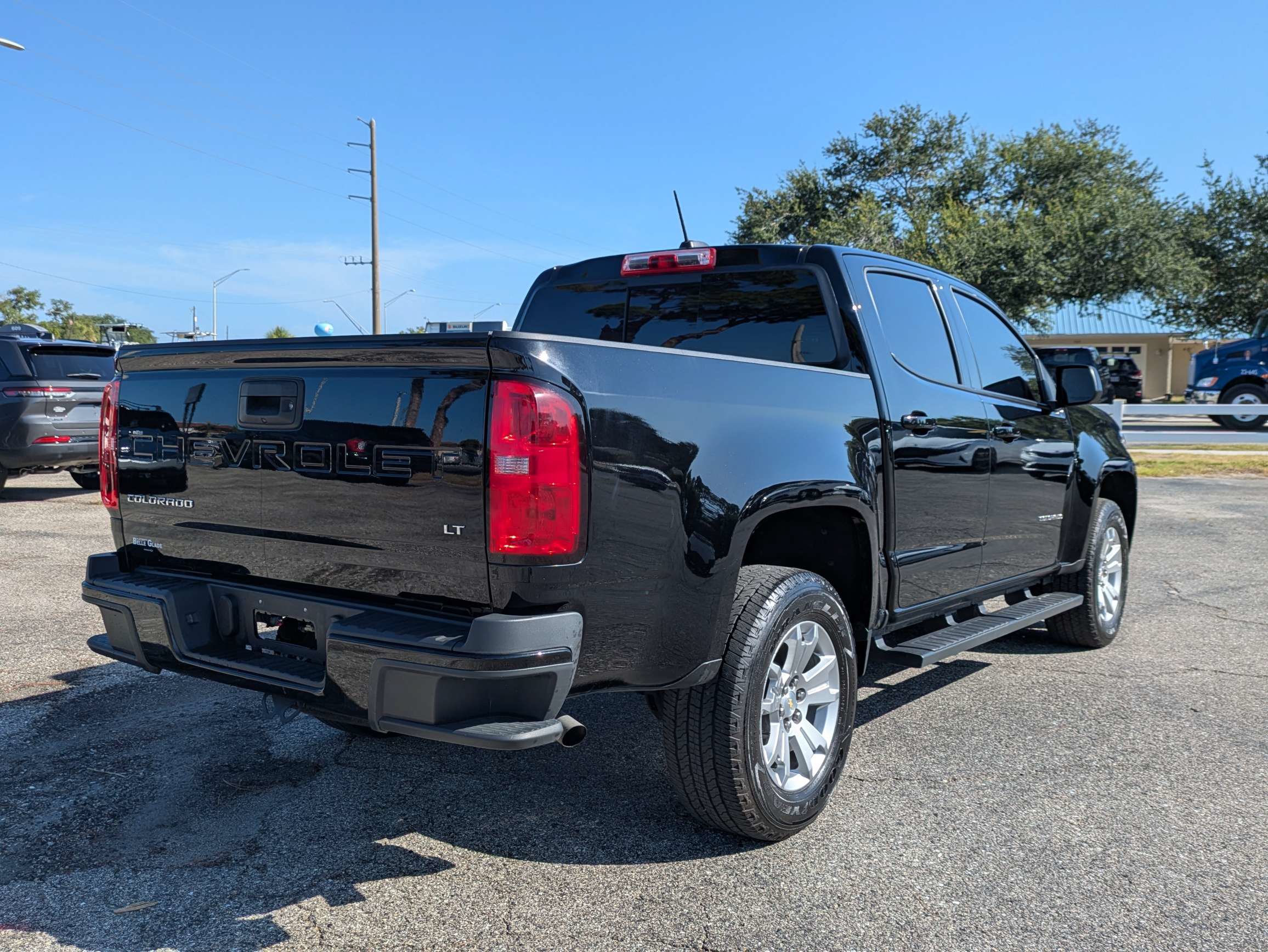 Used 2022 Chevrolet Colorado LT w/ LT Convenience Package RWD image 4