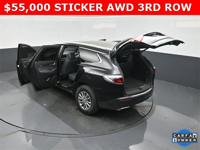 Used 2024 Buick Enclave Premium image 32