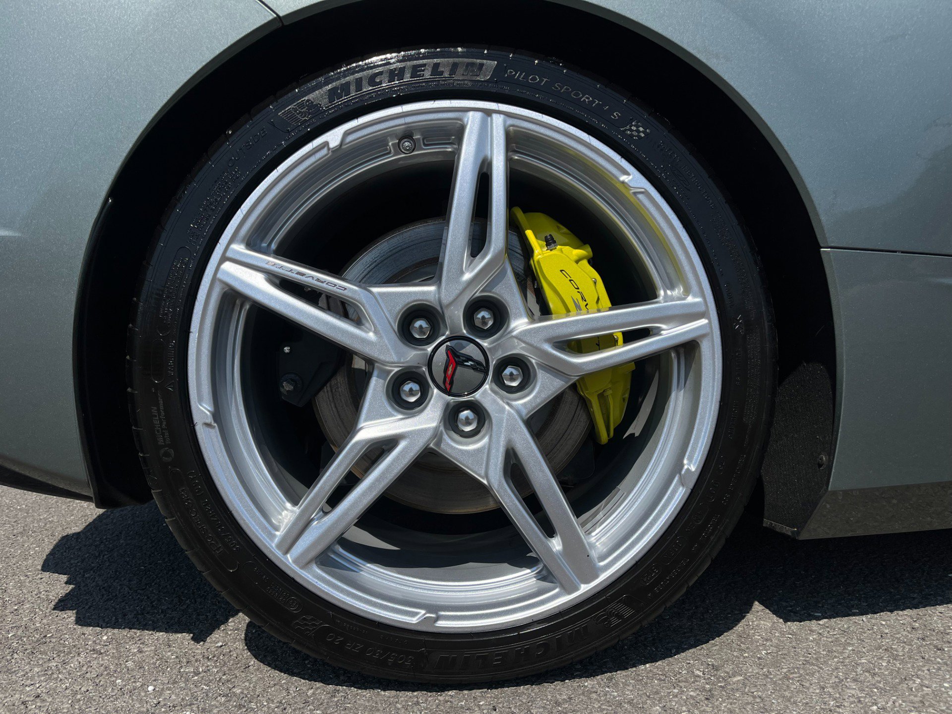 Used 2022 Chevrolet Corvette Stingray Preferred Cpe w/ Z51 Performance Package RWD image 49