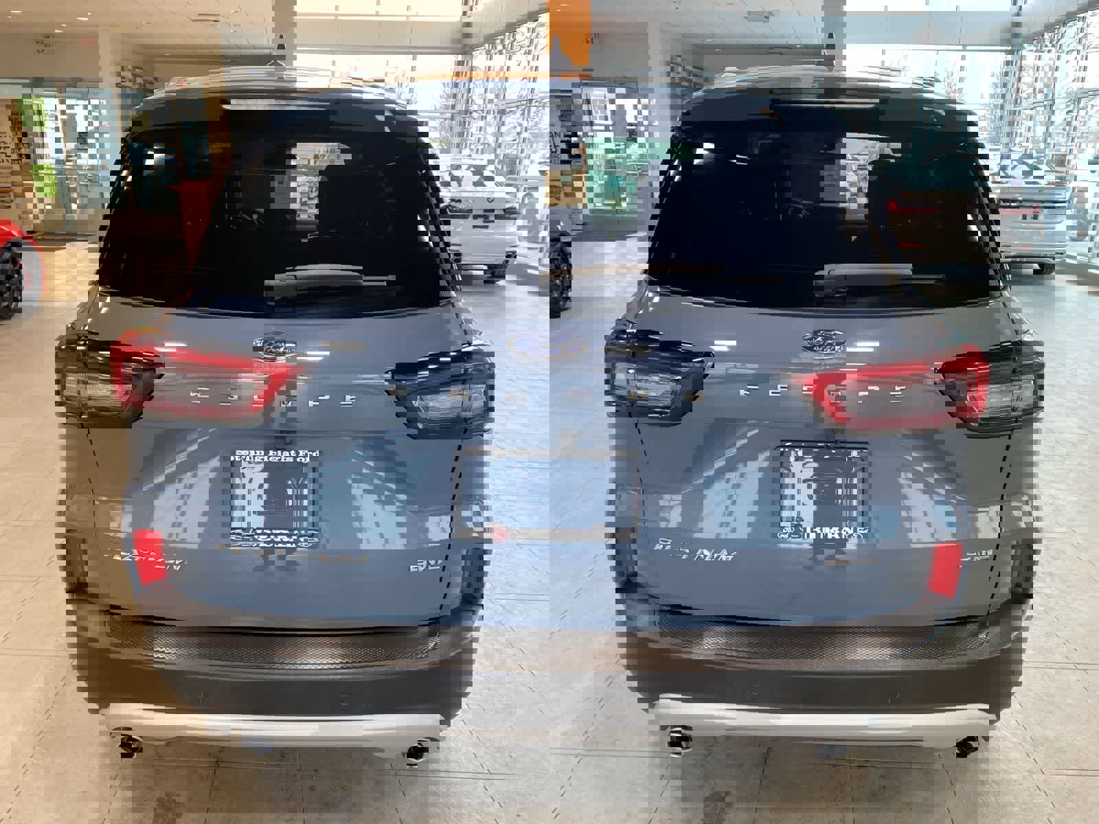 Used 2023 Ford Escape Platinum image 4