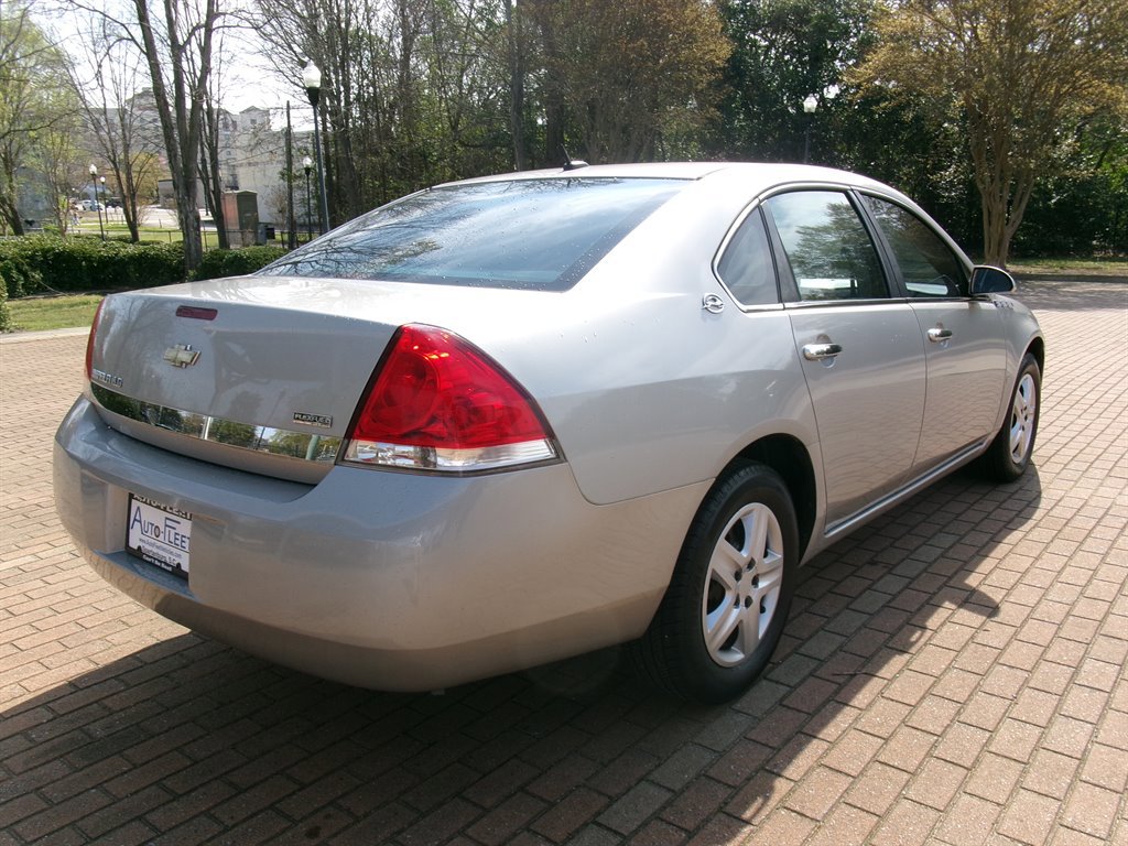 Used 2008 Chevrolet Impala LS FWD image 5