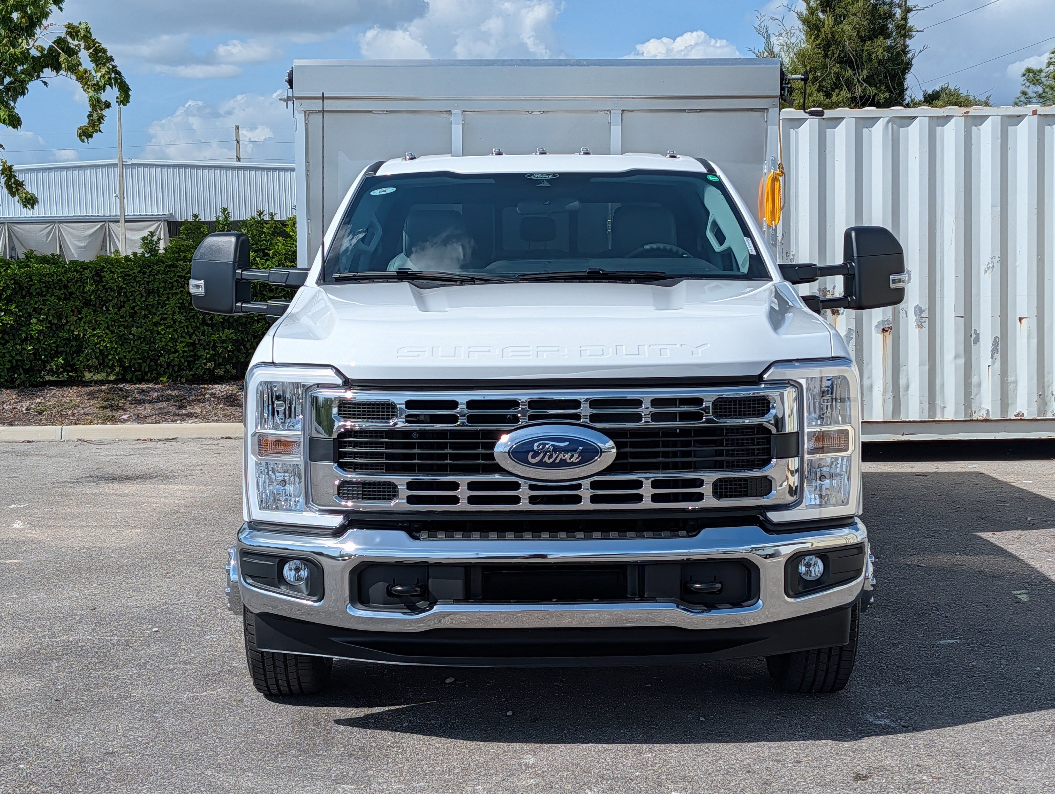 New 2026 Ford F350 XL w/ XL Chrome Package RWD image 9