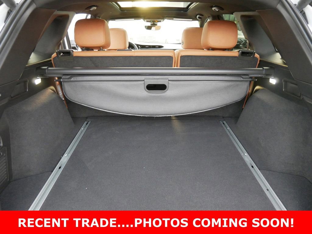 Used 2021 Cadillac XT5 Premium Luxury image 16