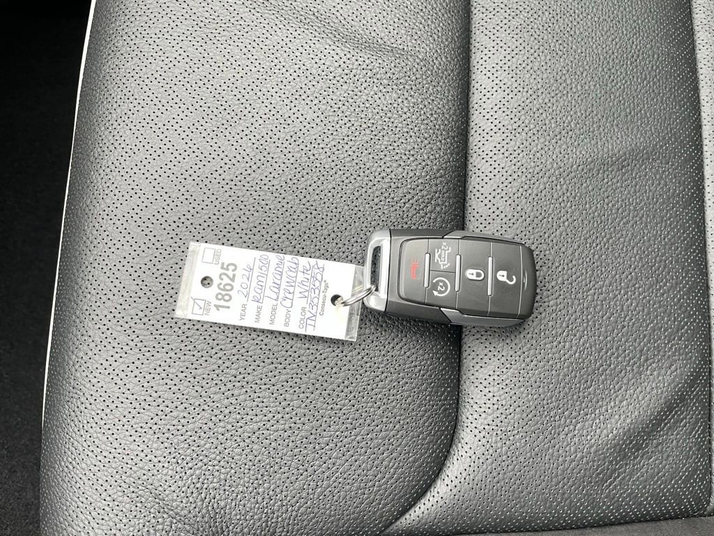 New 2026 RAM 1500 Laramie AWD/4WD image 23