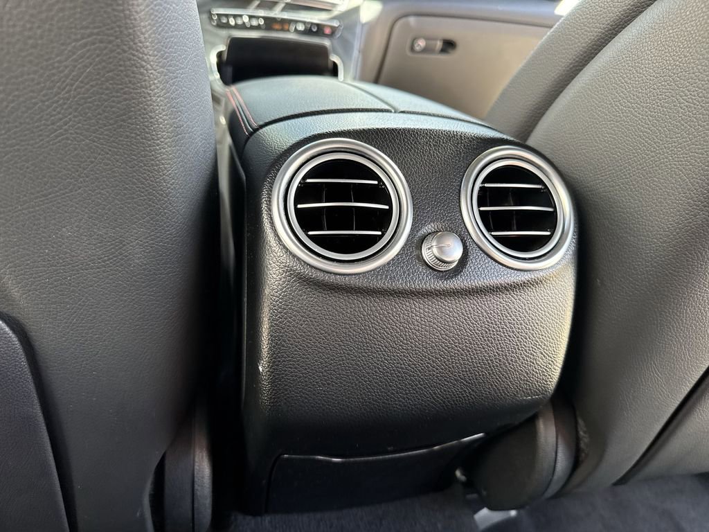 Used 2022 Mercedes-Benz GLC 43 AMG 4MATIC image 37