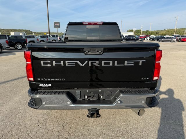 Used 2024 Chevrolet Silverado 2500 LTZ w/ LTZ Plus Package image 5