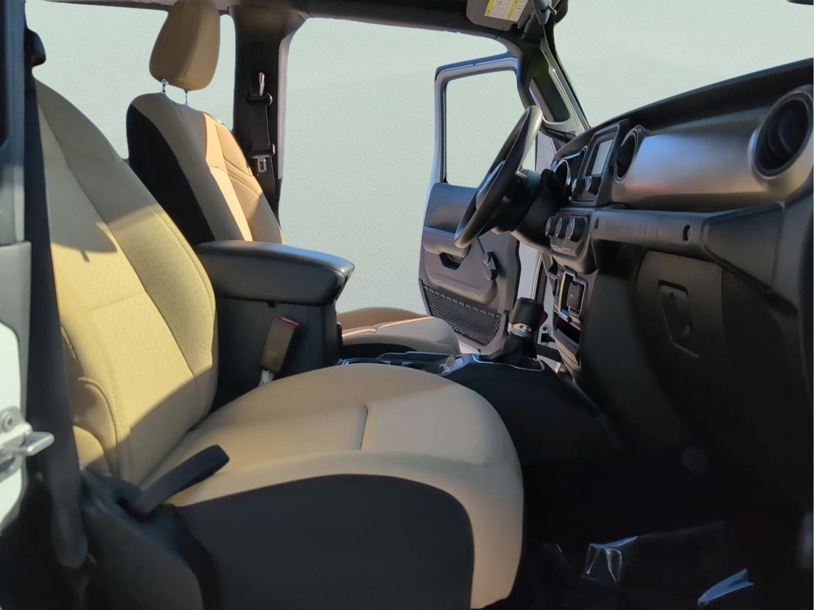 Certified 2021 Jeep Wrangler Sport image 33