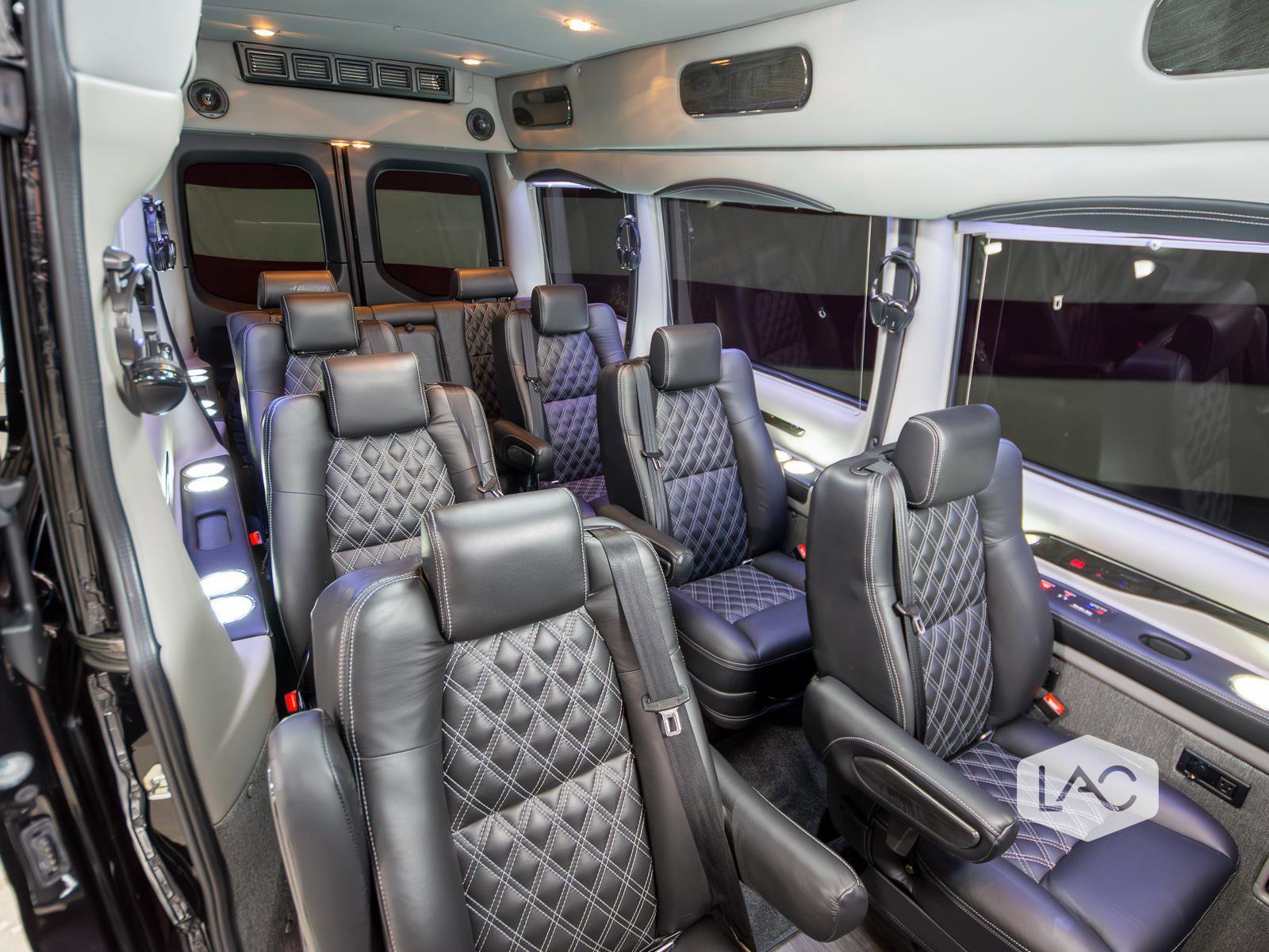 Used 2022 Mercedes-Benz Sprinter 2500 image 18