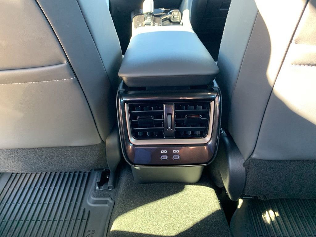 New 2025 Toyota Crown Signia image 14