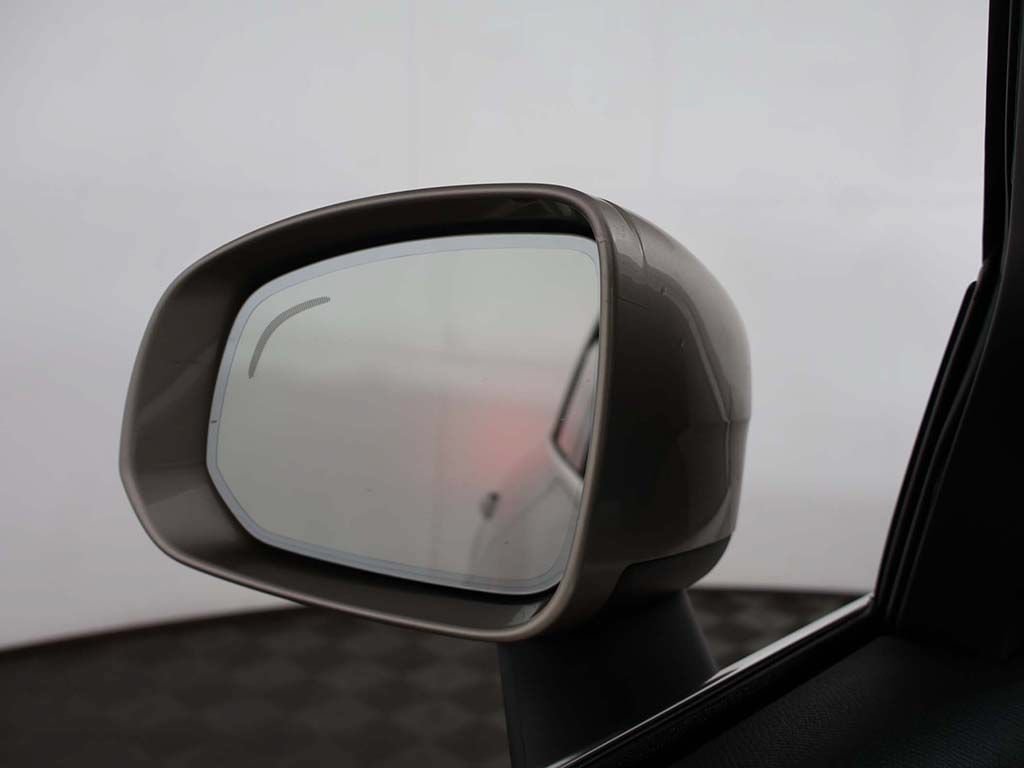 Used 2024 Volvo XC90 T8 Plus w/ Protection Package Premier AWD/4WD image 43
