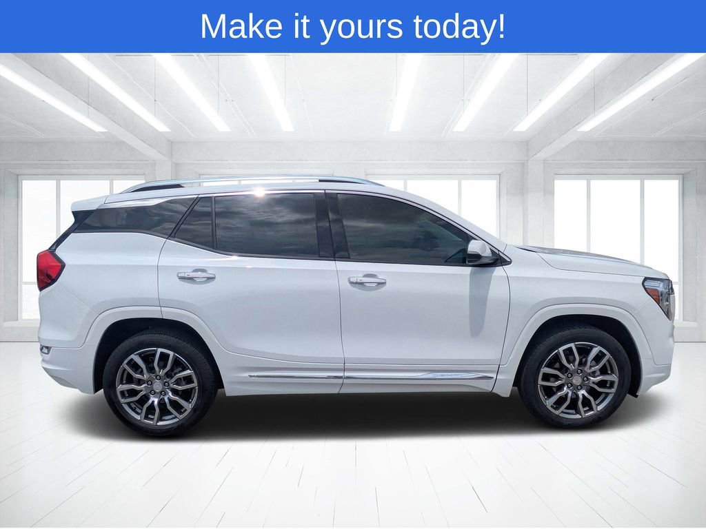 Used 2022 GMC Terrain Denali AWD/4WD image 2